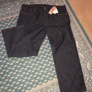 New Levi’s 569